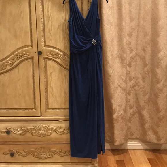 Dresses & Skirts - DRESS